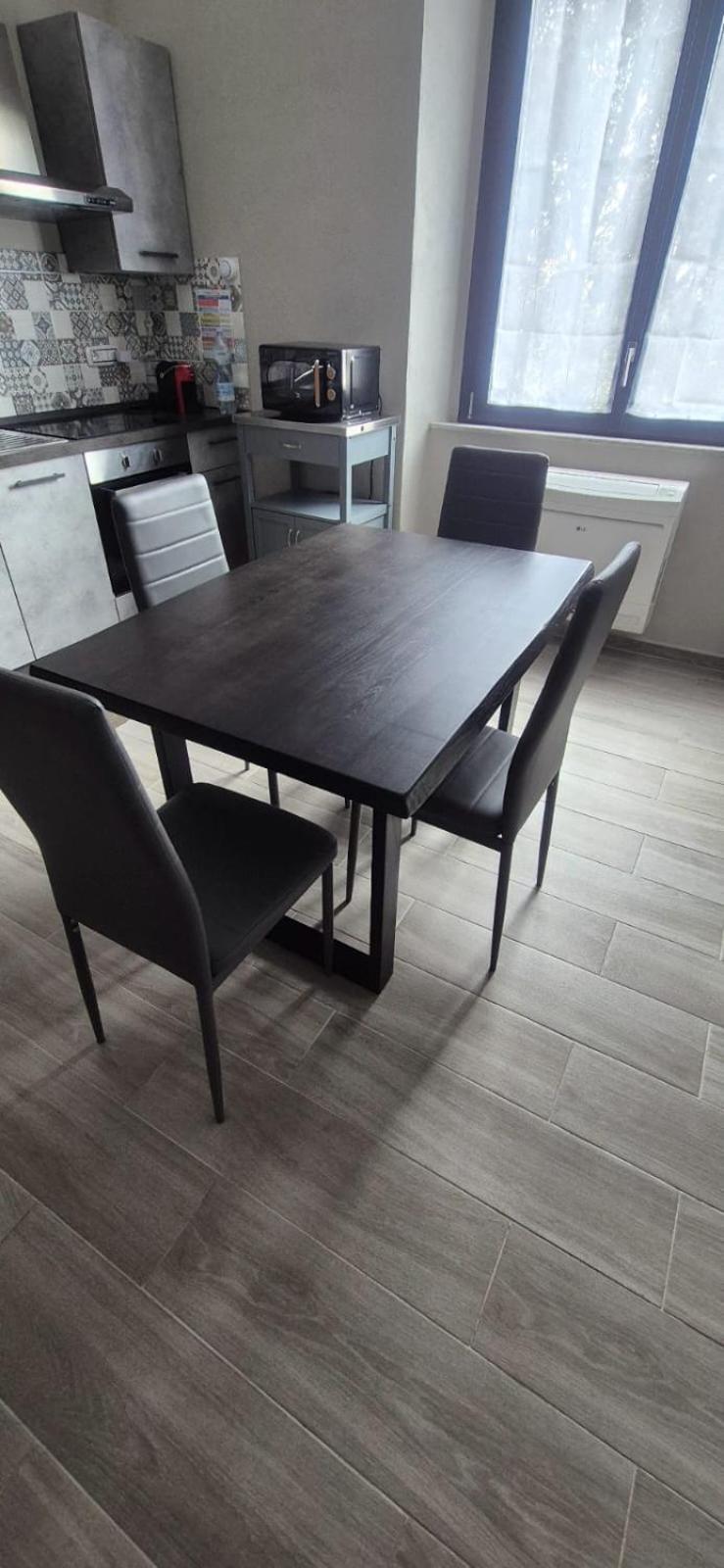 Appartamento Elegante Carbonia Kültér fotó